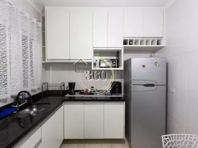 Sobrado 2 quartos e 2 banheiros, à venda, no bairro Penha de França em São Paulo