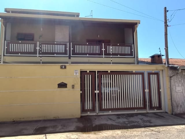 Sobrado 3 quartos e 2 banheiros, à venda, no bairro Santa Clara em Campinas