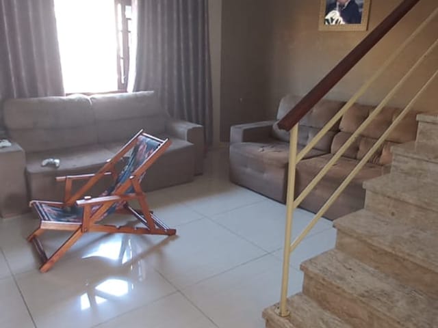 Sobrado 3 quartos e 2 banheiros, à venda, no bairro Santa Clara em Campinas