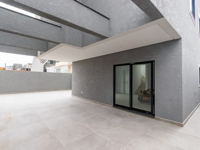 Sobrado com 103m² 3 quartos e 3 banheiros, à venda, no bairro Vista Alegre em Curitiba