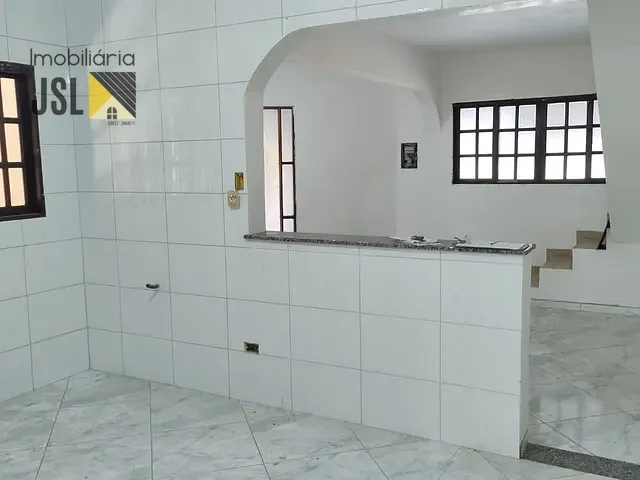Sobrado com 140m² 3 quartos e 1 banheiro, à venda, no bairro Borda da Mata em Caçapava