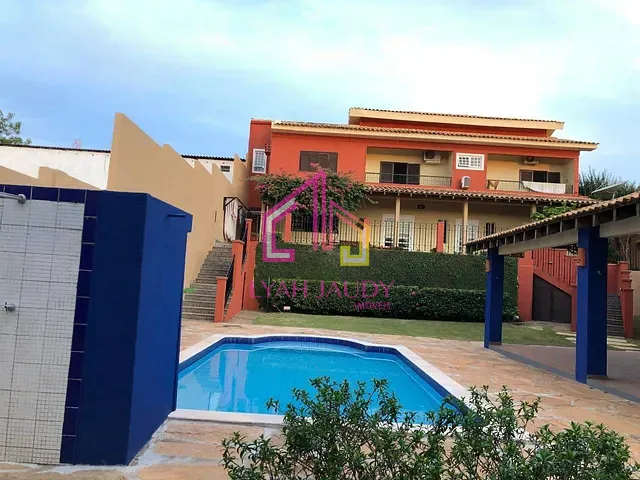 Sobrado com 1280m² 4 quartos e 4 banheiros, à venda, no bairro Santa Rosa em Cuiabá