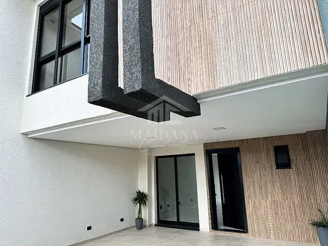 Sobrado 3 quartos e 4 banheiros, à venda, no bairro Afonso Pena em São José dos Pinhais