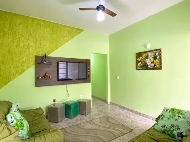 Sobrado com 102m² 6 quartos e 5 banheiros, à venda, no bairro São Sebastião em Aparecida