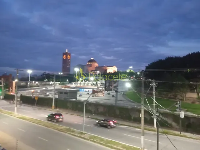 Sobrado com 102m² 6 quartos e 5 banheiros, à venda, no bairro São Sebastião em Aparecida