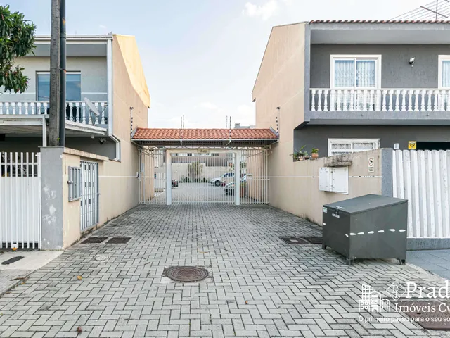Sobrado com 139m² 3 quartos e 2 banheiros, à venda, no bairro Cajuru em Curitiba