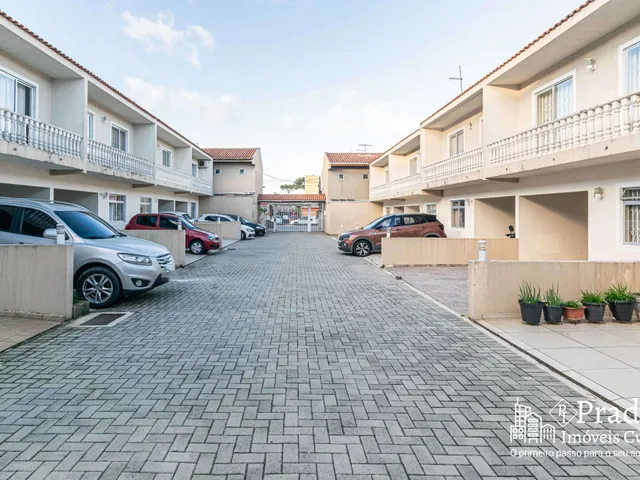 Sobrado com 139m² 3 quartos e 2 banheiros, à venda, no bairro Cajuru em Curitiba