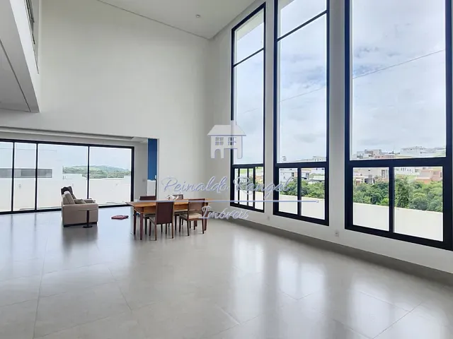 Sobrado com 483m² 4 quartos e 6 banheiros, à venda, no bairro Condomínio Reserva Saint Paul em Itu