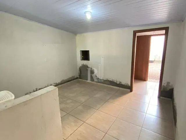 Sobrado com 140m² 3 quartos e 2 banheiros, à venda, no bairro Universitário em Tijucas