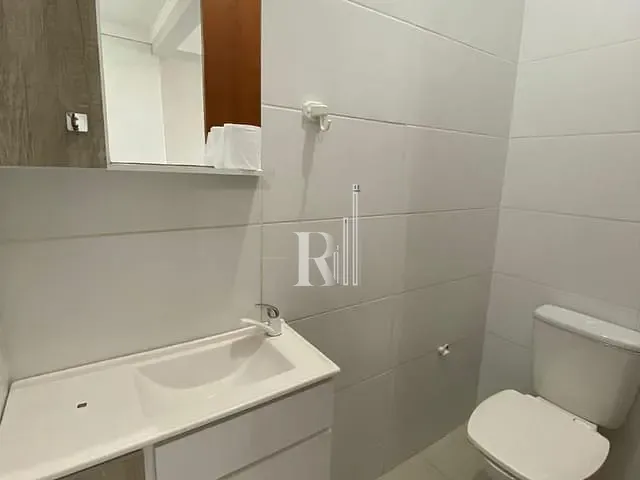 Sobrado com 140m² 3 quartos e 2 banheiros, à venda, no bairro Universitário em Tijucas
