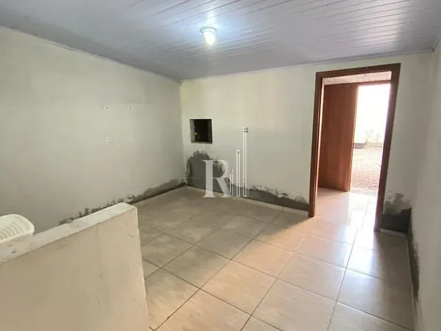 Sobrado com 140m² 3 quartos e 2 banheiros, à venda, no bairro Universitário em Tijucas