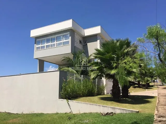 Casa com 601m² 4 quartos e 7 banheiros, à venda, no bairro Condomínio Florais Cuiabá Residencial em Cuiabá