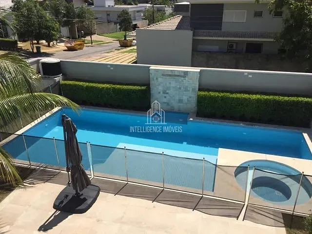 Casa com 601m² 4 quartos e 7 banheiros, à venda, no bairro Condomínio Florais Cuiabá Residencial em Cuiabá