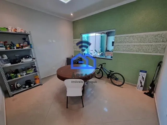 Sobrado com 250m² 3 quartos e 6 banheiros, à venda, no bairro Martim de Sá em Caraguatatuba