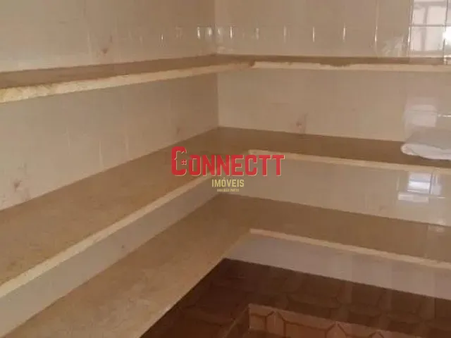 Sobrado com 347m² 4 quartos e 3 banheiros, à venda, no bairro Jardim Sao Luiz em Ribeirão Preto