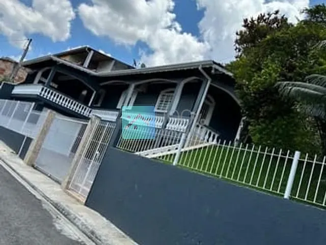 Sobrado com 900m² 3 quartos e 3 banheiros, à venda, no bairro Parque Nova Esperanca em São José dos Campos