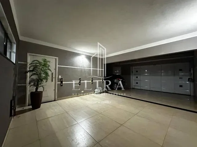 Sobrado com 250m² 4 quartos e 4 banheiros, à venda, no bairro Jardim Dona Regina em Santa Bárbara D'Oeste