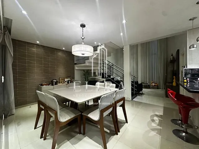 Sobrado com 250m² 4 quartos e 4 banheiros, à venda, no bairro Jardim Dona Regina em Santa Bárbara D'Oeste