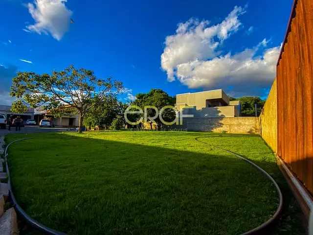 Sobrado com 1500m² 4 quartos e 5 banheiros, à venda, no bairro Setor de Chácaras Sul em Formosa