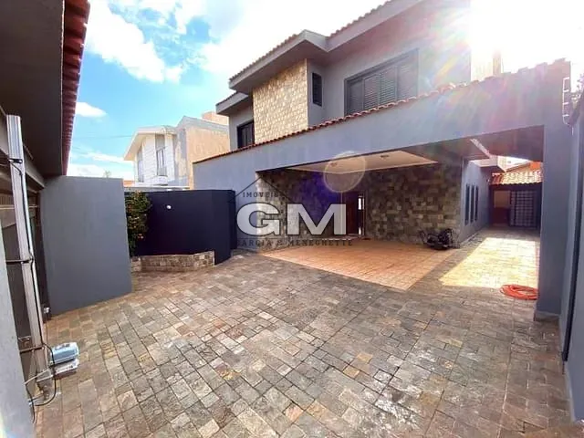 Sobrado com 420m² 5 quartos e 3 banheiros, à venda, no bairro Parque Residencial Lagoinha em Ribeirão Preto