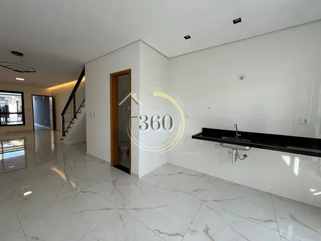 Sobrado 3 quartos e 3 banheiros, à venda, no bairro Jardim Artur Alvim em São Paulo
