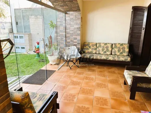 Sobrado com 300m² 4 quartos e 1 banheiro, à venda, no bairro Cibratel I em Itanhaém