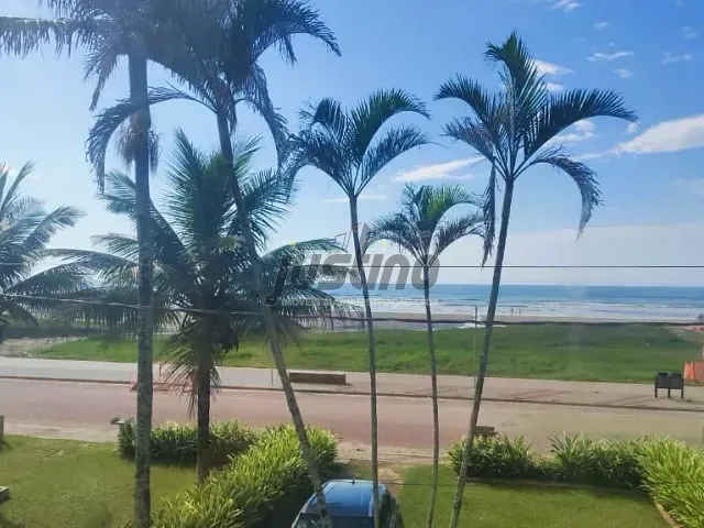 Sobrado com 300m² 4 quartos e 1 banheiro, à venda, no bairro Cibratel I em Itanhaém