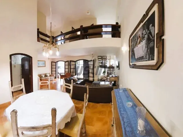 Sobrado com 300m² 4 quartos e 1 banheiro, à venda, no bairro Cibratel I em Itanhaém