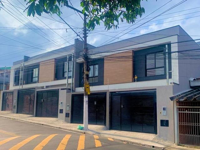 Foto do Sobrado - Sobrado à venda na Jardim Penha, São Paulo, SP. 2 suítes com 1 vaga de garagem próximo a estação Engenheiro Goulart. Agende sua visita. | Lima Brokers Empreendimentos