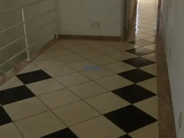 Sobrado com 141m² 3 quartos e 2 banheiros, à venda, no bairro Jardim das Indústrias em São José dos Campos