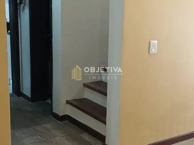 Sobrado 3 quartos e 3 banheiros, à venda, no bairro Jardim São Pedro em Porto Alegre