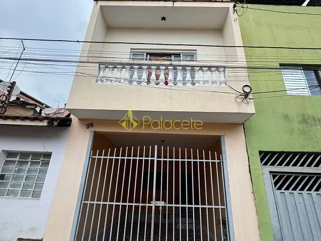 Sobrado com 72m² 3 quartos e 2 banheiros, à venda, no bairro SANTA RITA em Aparecida