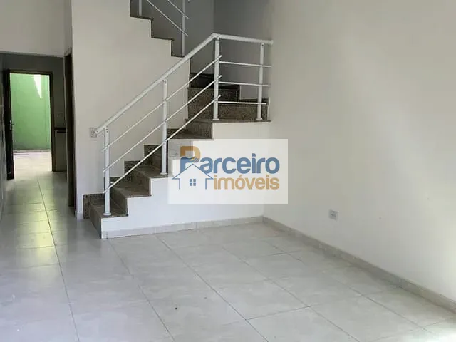 Sobrado 2 quartos e 2 banheiros, à venda, no bairro Parque Savoy City em São Paulo