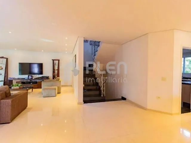 Sobrado com 390m² 3 quartos e 5 banheiros, à venda, no bairro Jardim Franca em São Paulo