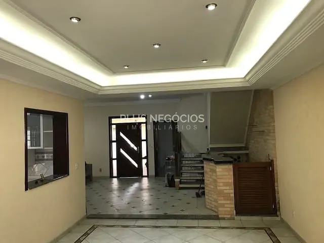 Sobrado, 3 quartos, 330 m² - Foto 1