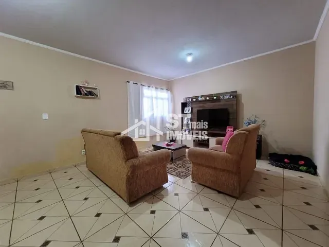 Sobrado com 150m² 3 quartos e 2 banheiros, à venda, no bairro Jardim Rio Branco em Andradas