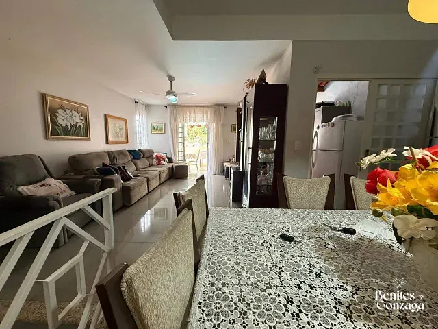 Sobrado com 473m² 5 quartos e 5 banheiros, à venda, no bairro Jardim Itália II em Maringá