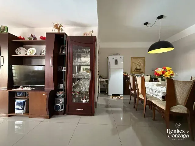 Sobrado com 473m² 5 quartos e 5 banheiros, à venda, no bairro Jardim Itália II em Maringá