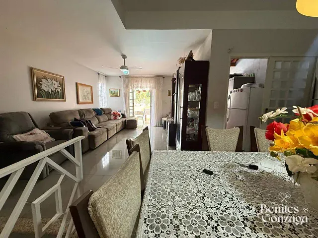 Sobrado com 473m² 5 quartos e 5 banheiros, à venda, no bairro Jardim Itália II em Maringá