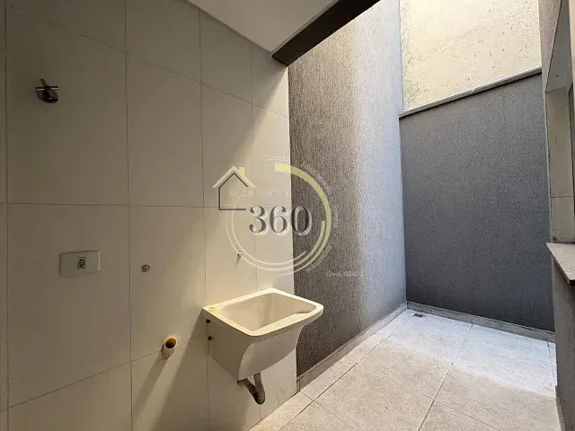 Sobrado 3 quartos e 3 banheiros, à venda, no bairro Vila Guilhermina em São Paulo