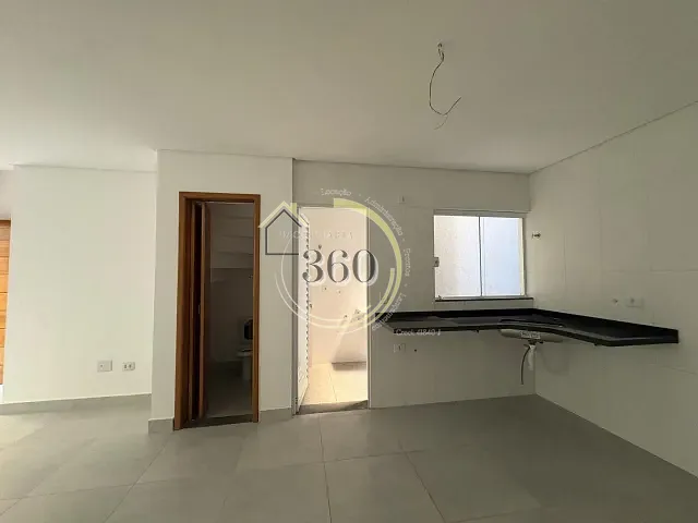 Sobrado 3 quartos e 3 banheiros, à venda, no bairro Vila Guilhermina em São Paulo
