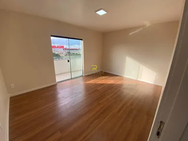 Sobrado com 176m² 3 quartos e 4 banheiros, à venda, no bairro Alto da XV em Guarapuava