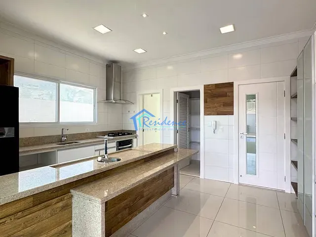 Sobrado com 462m² 3 quartos e 2 banheiros, para alugar, no bairro Jardim Vila Paradiso em Indaiatuba