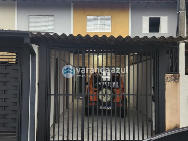Sobrado com 75m² 2 quartos e 2 banheiros, para alugar, no bairro Vila Caputera em Mogi das Cruzes