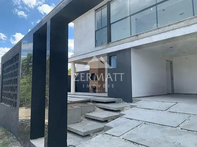 Sobrado com 150m² 3 quartos e 3 banheiros, à venda, no bairro Fidélis em Blumenau