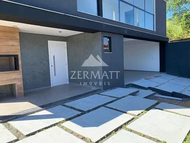 Sobrado com 150m² 3 quartos e 3 banheiros, à venda, no bairro Fidélis em Blumenau