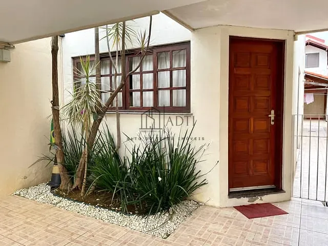Sobrado com 132m² 3 quartos e 2 banheiros, à venda, no bairro Parque Santana em Mogi das Cruzes