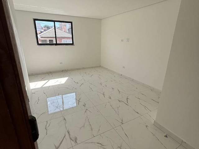 Sobrado 2 quartos e 3 banheiros, à venda, no bairro Parque das Nações em Santo André