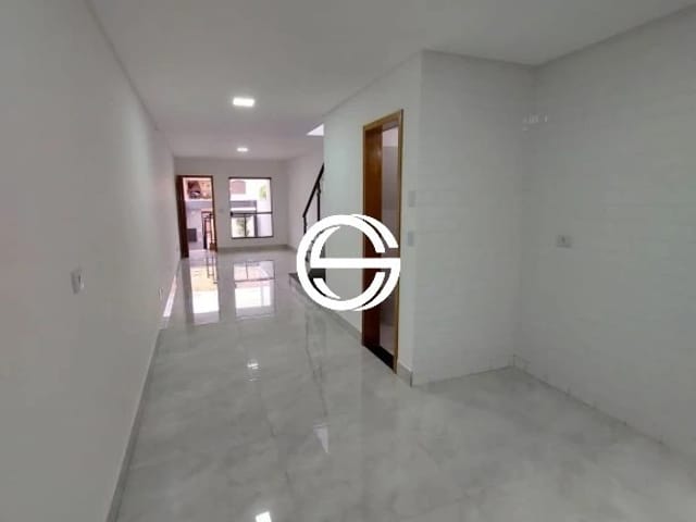 Sobrado 3 quartos e 3 banheiros, à venda, no bairro Vila Granada em São Paulo