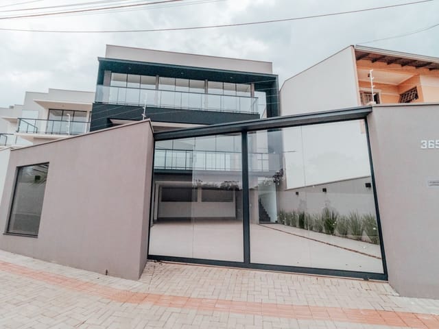 Foto do Sobrado - Sobrado Triplex frente ao Lago Igapó | Imobiliária GEUM